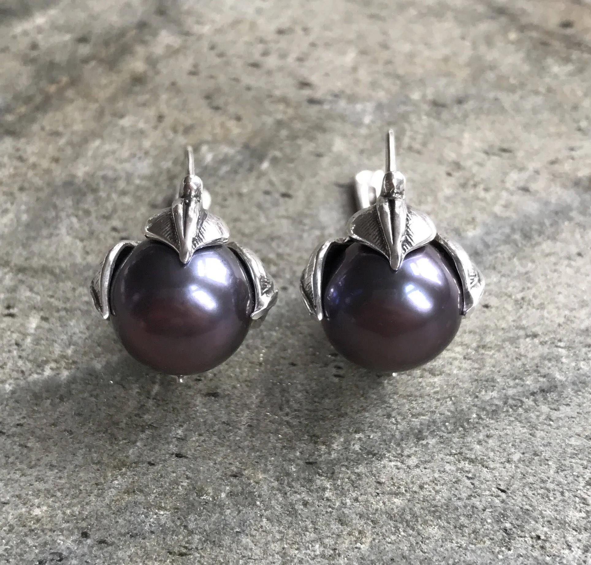 Black Pearl Earrings - Pearl Leaf Earrings - Round Statement Earrings