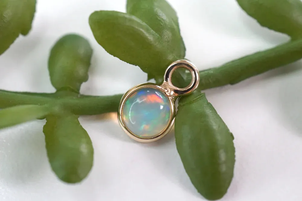 MODERN MOOD OPAL BEZEL CHARM  (ROUND)