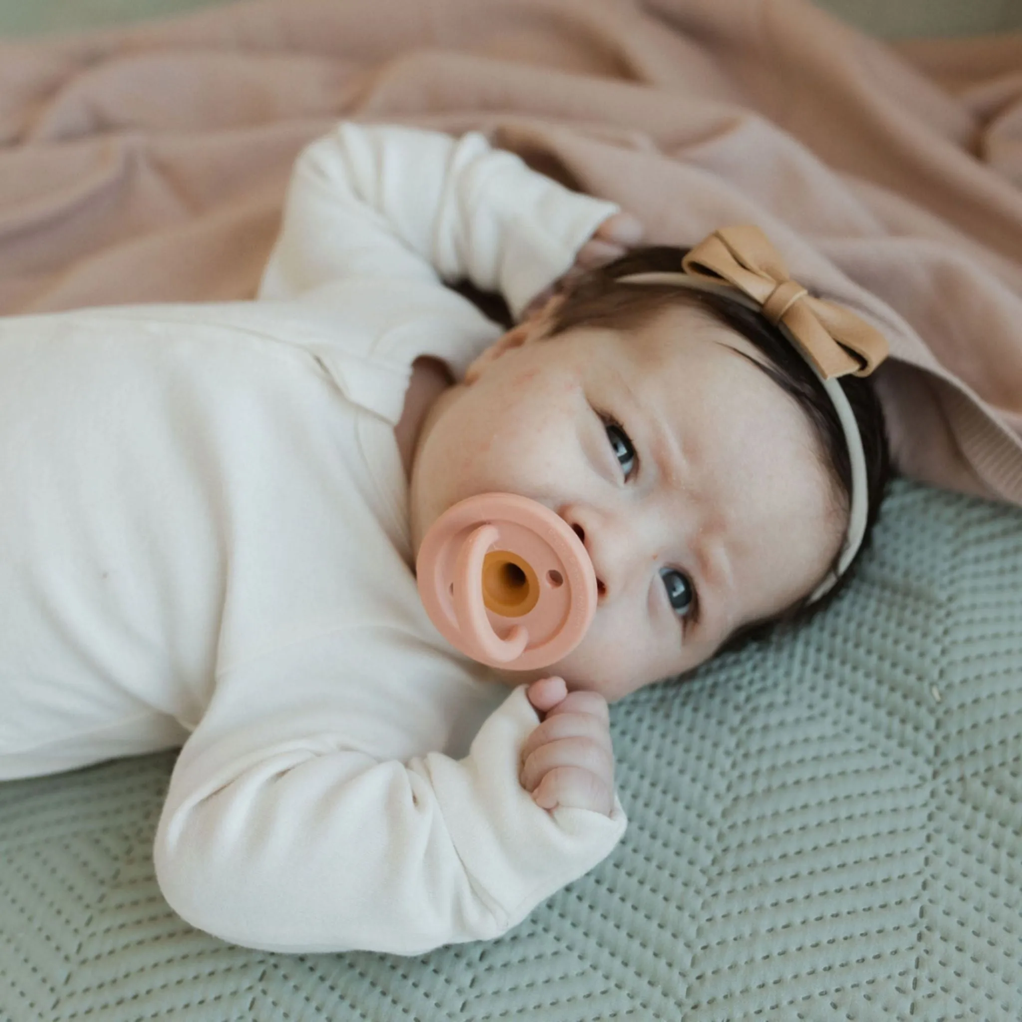 Modern Pacifier | Ivory