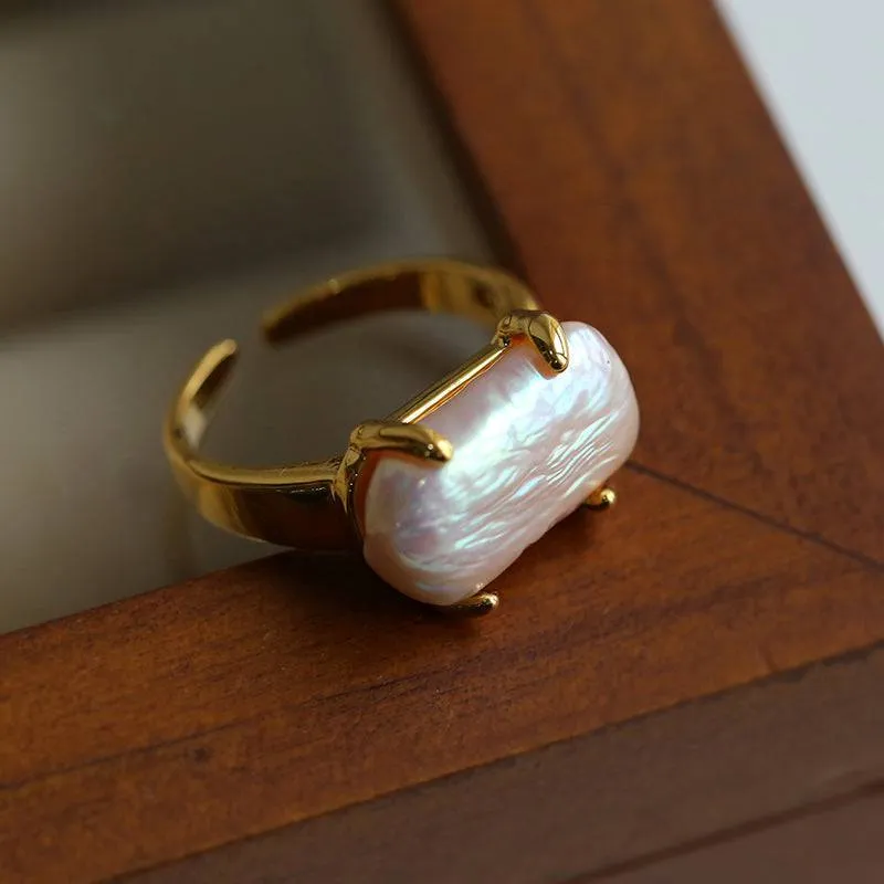 Modern Rectangle Baroque Stacking Rings