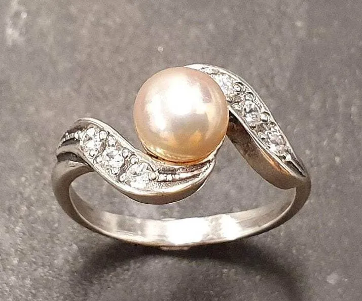 Natural Pearl Ring - Sparkly Wave Ring - Vintage Beige Ring