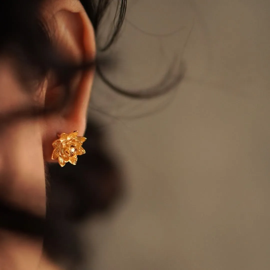 Niloufer Stud Earrings