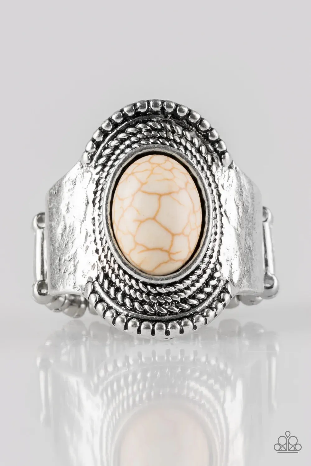 Paparazzi Ring ~ Modern Mesa - White