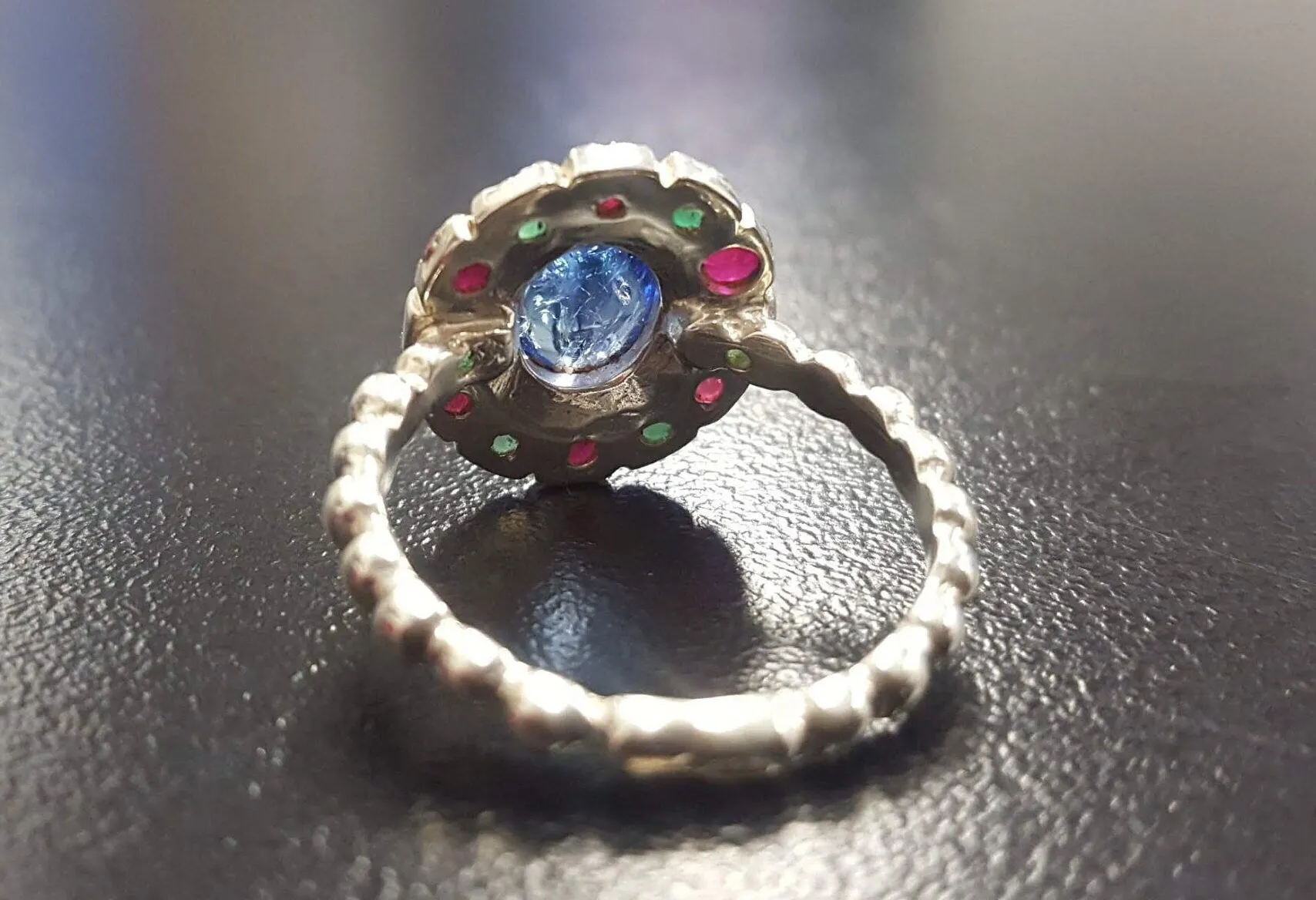 Tanzanite Flower Ring - Blue Statement Ring - Vintage Bubble Band