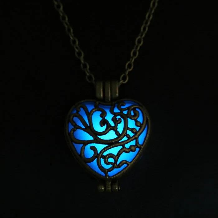 Vintage Glow In The Dark Locket copper Hollow Glowing Stone necklace Heart Statement Choker Pendant Necklaces For Women